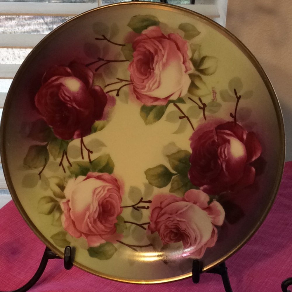 VINTAGE ROSE PLATE 🌹